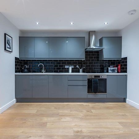 Charming 3-Bed House In Newcastle Upon Tyne Villa Bagian luar foto