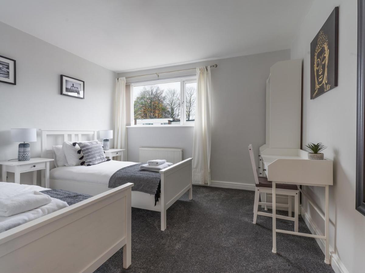 Charming 3-Bed House In Newcastle Upon Tyne Villa Bagian luar foto