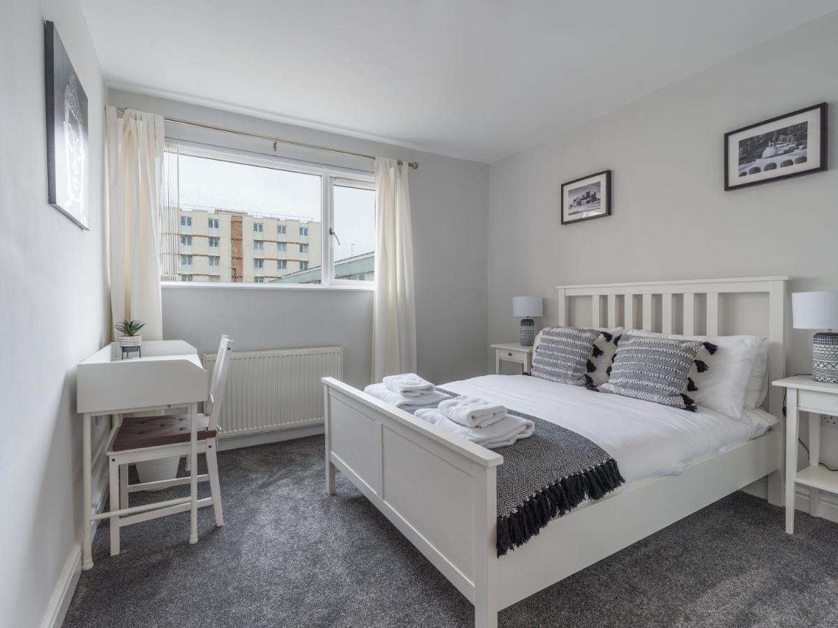 Charming 3-Bed House In Newcastle Upon Tyne Villa Bagian luar foto
