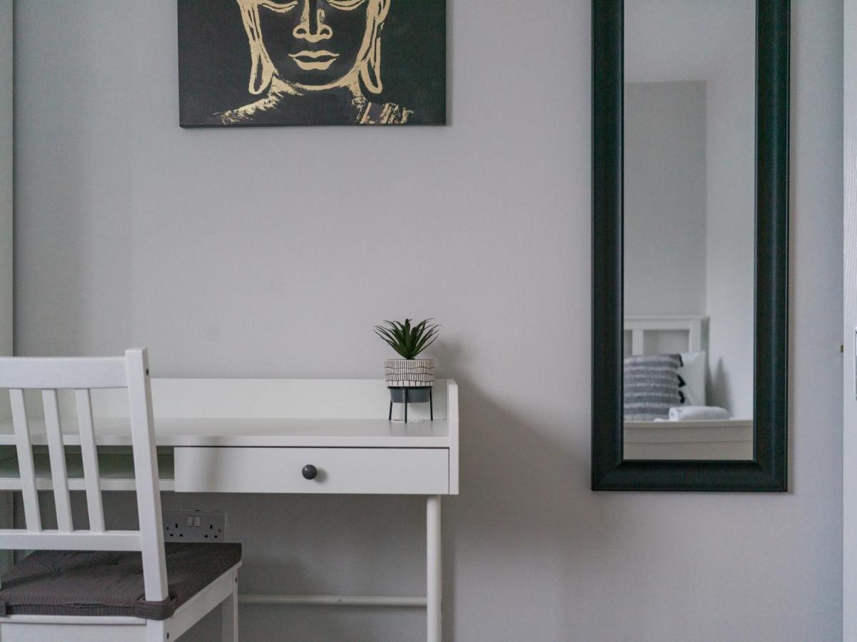 Charming 3-Bed House In Newcastle Upon Tyne Villa Bagian luar foto