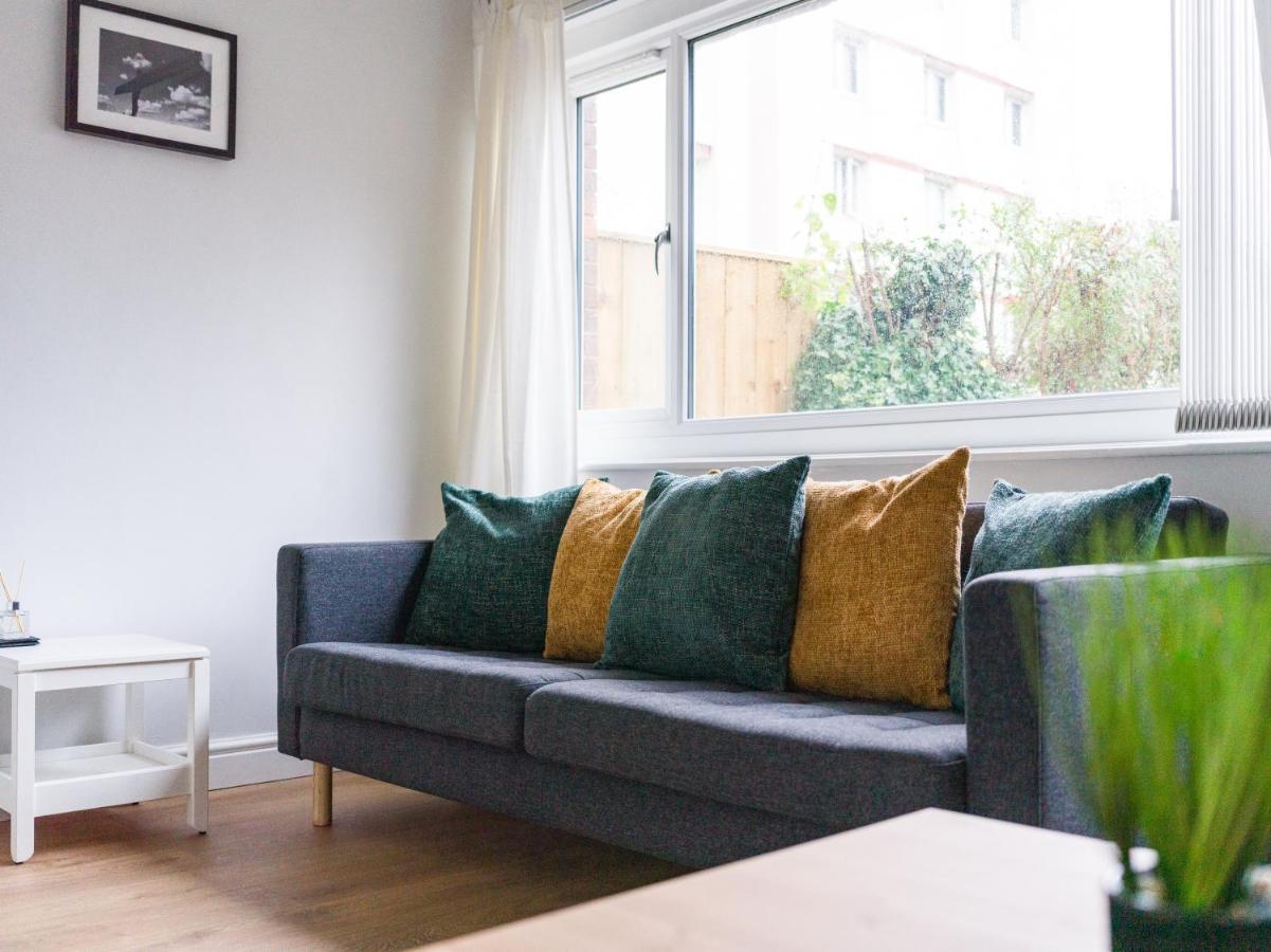 Charming 3-Bed House In Newcastle Upon Tyne Villa Bagian luar foto